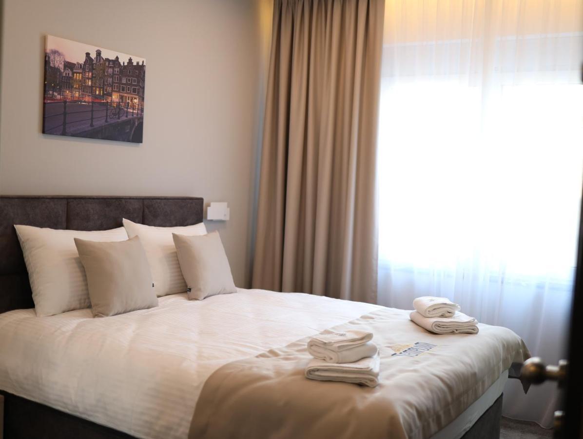 Templum Apartments - Slavija Square Beograd Ruang foto