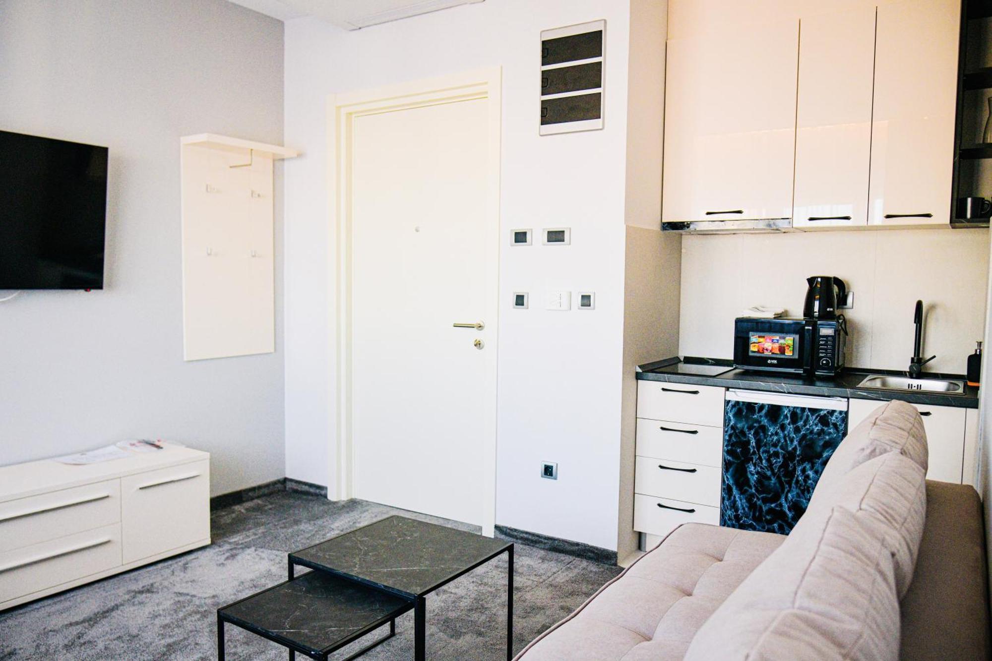 Templum Apartments - Slavija Square Beograd Bagian luar foto