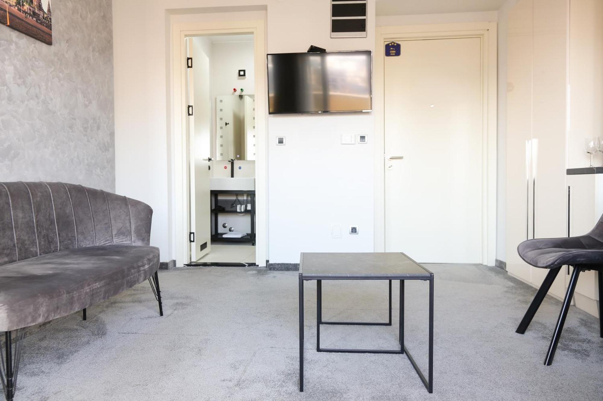 Templum Apartments - Slavija Square Beograd Bagian luar foto