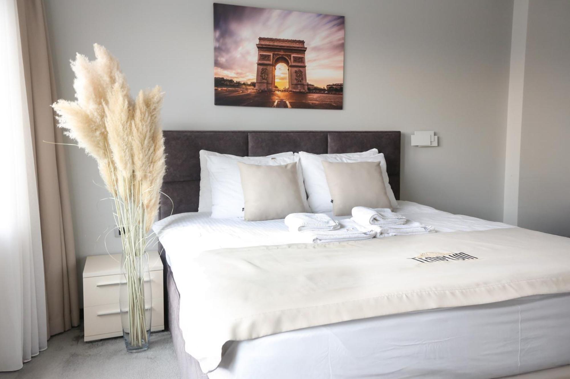 Templum Apartments - Slavija Square Beograd Ruang foto